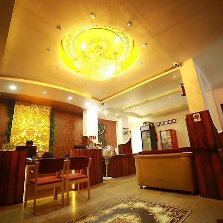 Hotel Kings Kastle Mysore Esterno foto