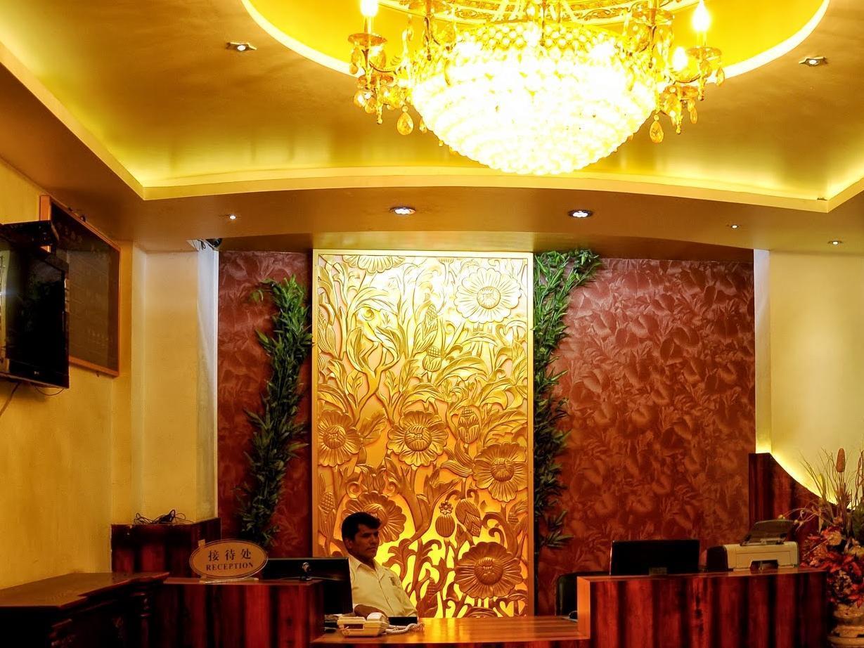 Hotel Kings Kastle Mysore Esterno foto