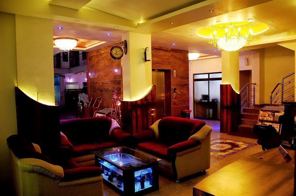 Hotel Kings Kastle Mysore Esterno foto