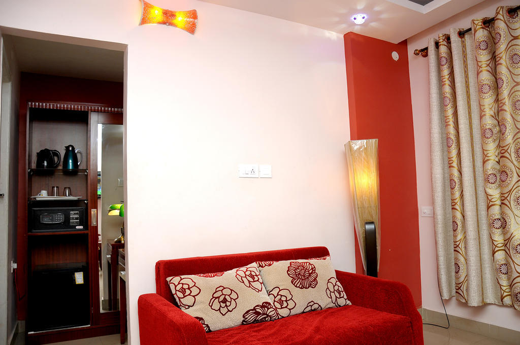 Hotel Kings Kastle Mysore Esterno foto