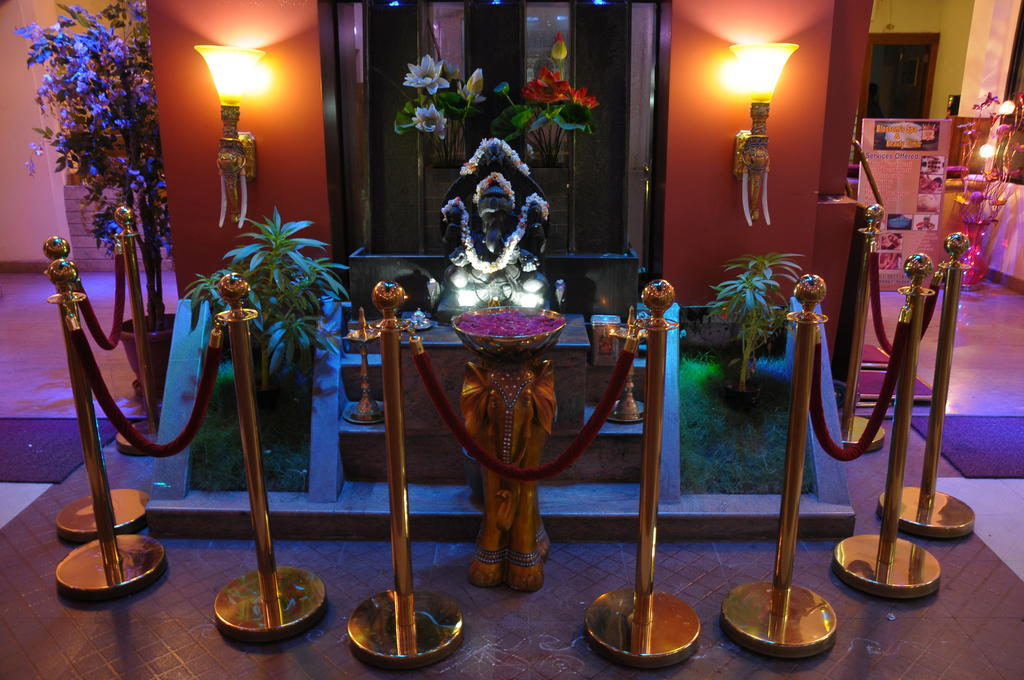Hotel Kings Kastle Mysore Esterno foto